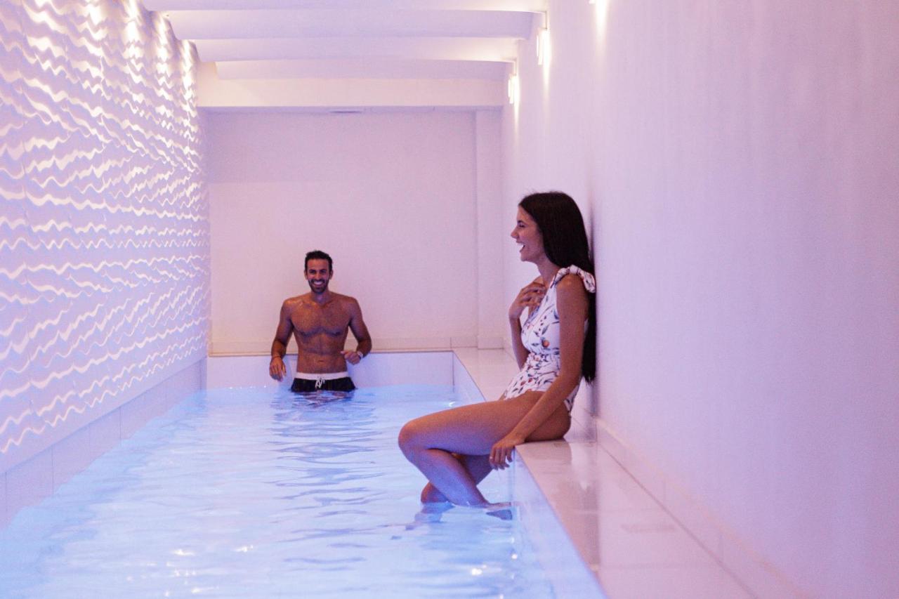Hermes Grand Luxury Beachfront Villa & Spa, By Thinkvilla Skaleta Luaran gambar